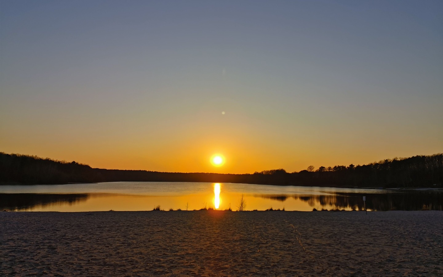 Sonnenuntergang/sundowner im Peitzer Land, Foto: ReFanCard, Lizenz: Waldcamping Am Großsee