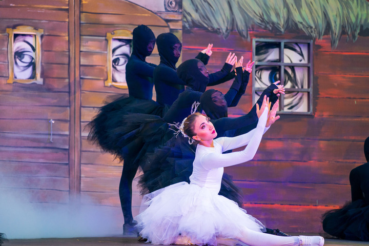 Tanzszene aus der Spreew&auml;lder Sagennacht